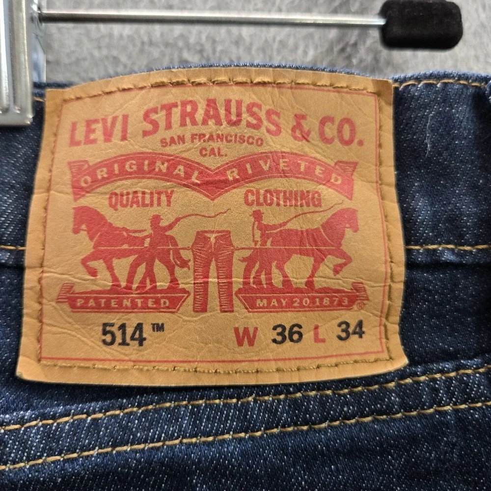 Levi's 514 Men Jeans 36X34 Blue Denim Straight Fit Logo 32